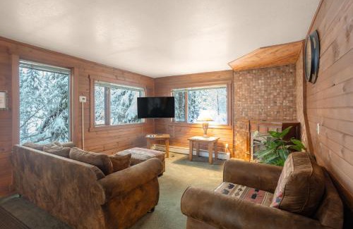 Alyeska Apartment | Darwin's