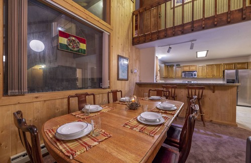 Dillon House | Das Ski Haus - A Mountain Retreat