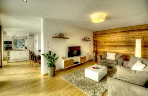 Saalfelden am Steinernen Meer House | dasLichtenberg westside