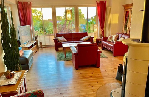 Glowe House | Dat-Klinkerhus-auf-Ruegen-XXL-Urlaubsparadies-nahe-Ostseestrand-Nationalpark-fuer-17-Gaeste