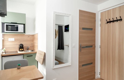 Amerique Apartment | David D Angers 27 - One Bedroom Apartment, Sleeps 3