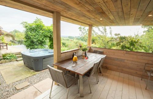 Higher Walton House | Davis Gate Farmhouse