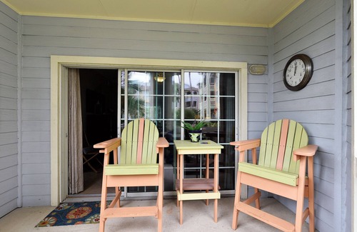 Galveston Condo | Dawn 512 - Tropical Lagoon