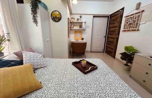 Bandra West Apartment | Dawn - A Spacious Modern Studio in Bandra at Almeida Park by Connekt Homes