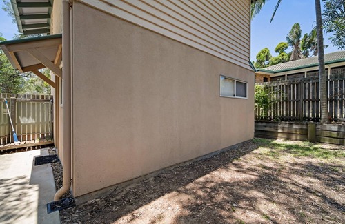 Point Lookout House | Dawn by Discover Stradbroke, Budget and pet friendly.