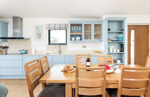 Holworth House | Dawn Lighthouse (SV10), Silverlake, Dorset