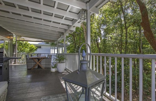 Pearl Beach House | Day Dreamer On Diamond
