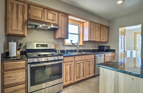 Kanab Apartment | Day Trip to Zion NP: Rural Home w/Red Rock Views