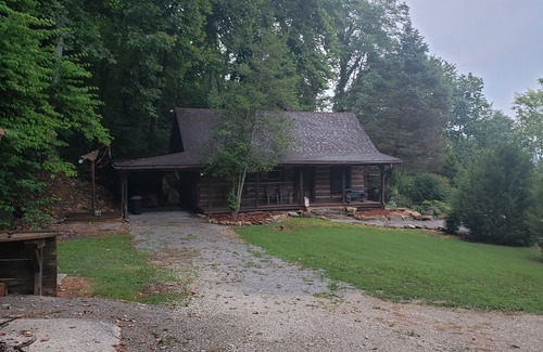 Derby Cabin | Daybreak Cabin located in Derby Indiana