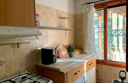 Mandra-Eidyllia Villa | Daydream Nature Home | Hot Tub & Cinema Experience