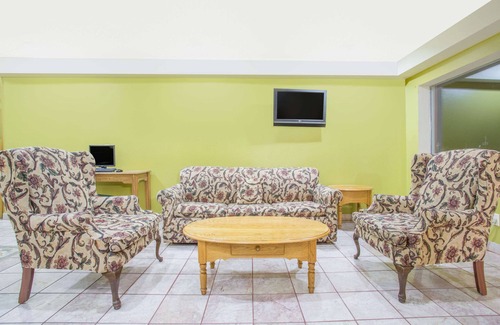 Custer Hotel | Days Inn by Wyndham Custer