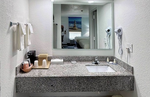 Niceville Hotel | Days Inn by Wyndham Eglin AFB