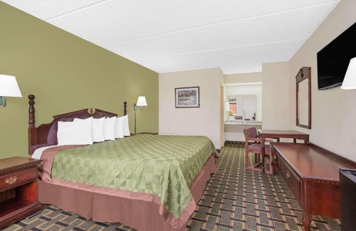 Eufaula Hotel | Days Inn by Wyndham Eufaula AL