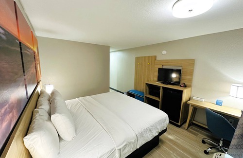 Holland Hotel | Days Inn by Wyndham Holland