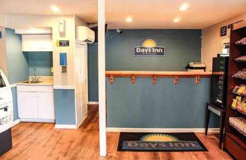 Little River Hotel | Days Inn by Wyndham Little River