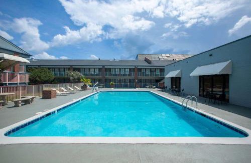 Mobile Hotel | Days Inn by Wyndham Mobile I-65