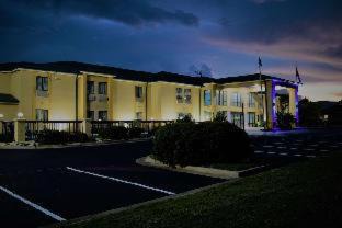 Montgomery Hotel | Days Inn by Wyndham Montgomery