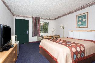 Estrella Hotel | Days Inn by Wyndham Phoenix West