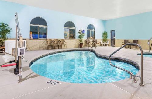 Pueblo Hotel | Days Inn by Wyndham Pueblo
