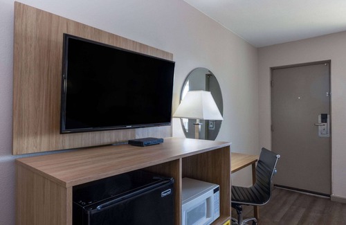 Roswell Hotel | Days Inn by Wyndham Roswell