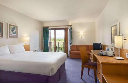 Johnstonebridge Hotel | Days Inn Lockerbie - Annandale Water