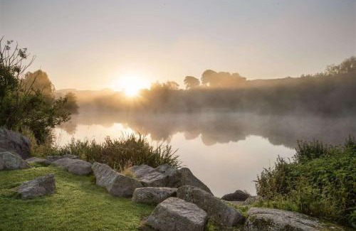 Johnstonebridge Hotel | Days Inn Lockerbie - Annandale Water