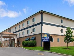 Romeoville Hotel | Days Inn & Suites by Wyndham Romeoville