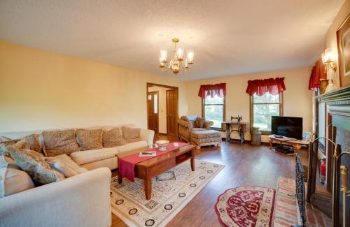 Dayton House | Dayton Home with Pool and Deck on 37 Private Acres!