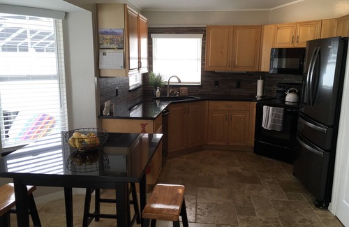 Waters Edge House | Daytona beach area Vacation Pool/ Golf course home/ 15 minutes to the beach.