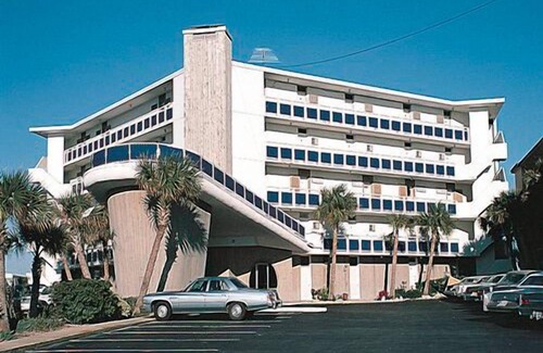 Daytona Beach Shores Apartment | Daytona Beach/Ocean Front Studio Condo for rent March 9-March 16