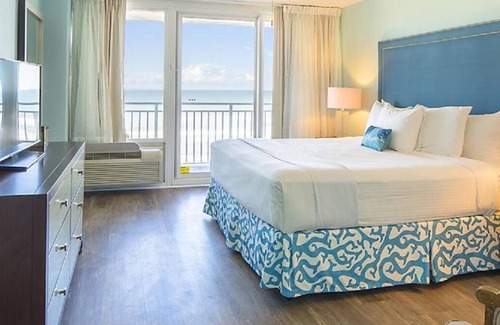 Daytona Beach Resort | *Daytona SeaBreeze Resort Oceanfront View!1Bedroom Unit Sleeps 4