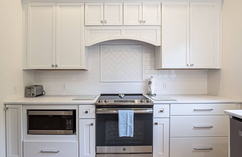 Seabrook Island House | Dazzling Sunsets! Sleeps 4+! Pet Friendly! Amenity Cards Available!