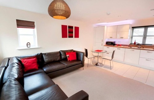 Castle Donington Apartment | DBS Serviced Apartments - The Coach House
