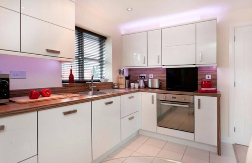 Castle Donington Apartment | DBS Serviced Apartments - The Coach House