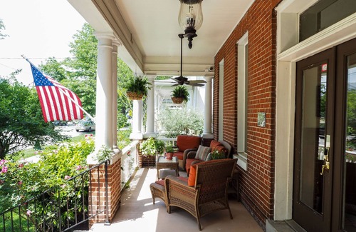 16th Street Heights House | DC Gem 11 Bedrooms/10.5 Baths! Short Stays Available Too!