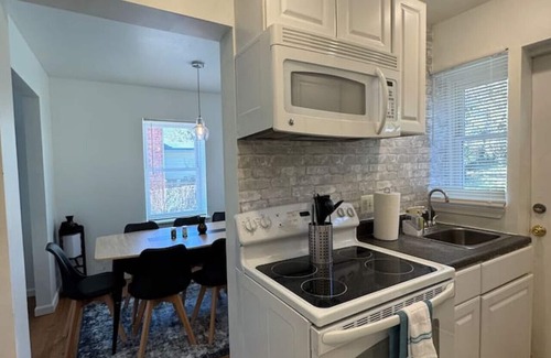 Jefferson Manor House | DC Suburb Home w/Parking | Near Metro & DC