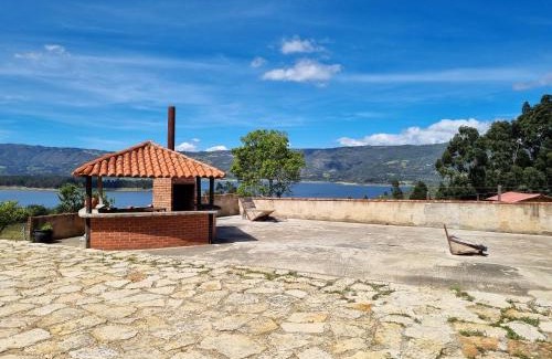 Guatavita Hotel | De Bambú Guatavita