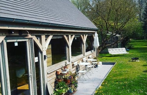 Schaarbeek Bed & Breakfast | De linderd