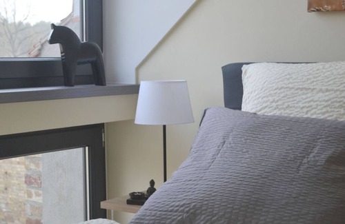 Munchehofe Apartment | Apartment with a landscaped garden