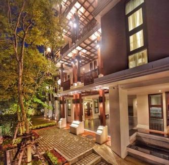 Nong Pa Khrang Hotel | De Manor Chiang Mai Hotel