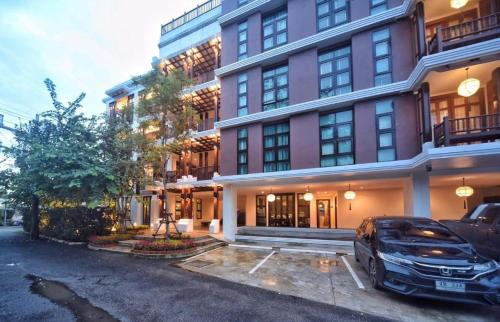 Nong Pa Khrang Hotel | De Manor Chiang Mai Hotel