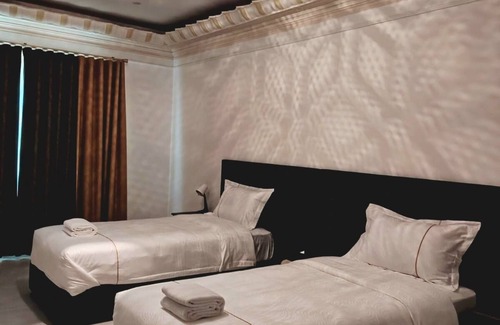 Azaiba Cabin | De Sultana Villa