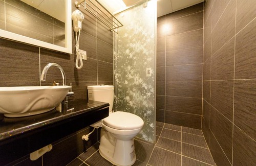 West Central District House | DearHouse