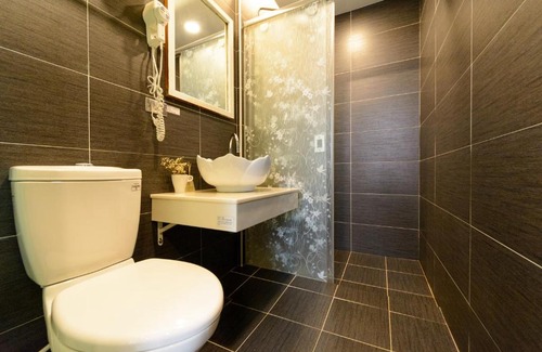 West Central District House | DearHouse