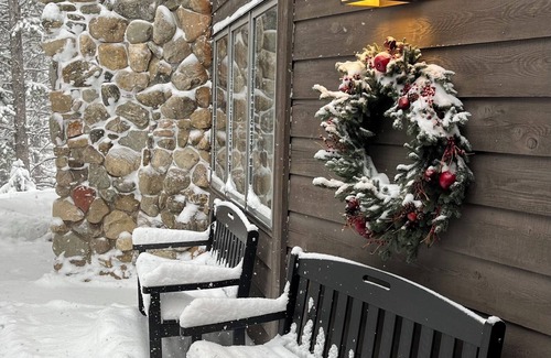 Breckenridge House | DEC 19-26 is OPEN! Merry Christmas! Private,Peaceful,Alpine Luxury on 3 Acres.
