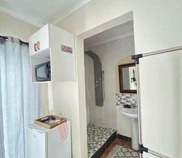 Berea West Apartment | Decent Stay