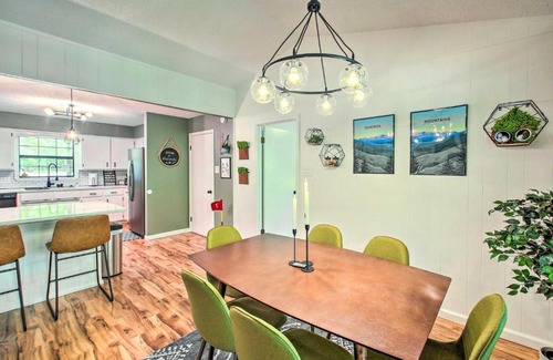 Jones Mills House | Deck and Resort Amenities Hot Springs Home!