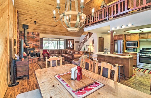 Overgaard Cabin | Deck, Porch & Grill: Heber-Overgaard Getaway!