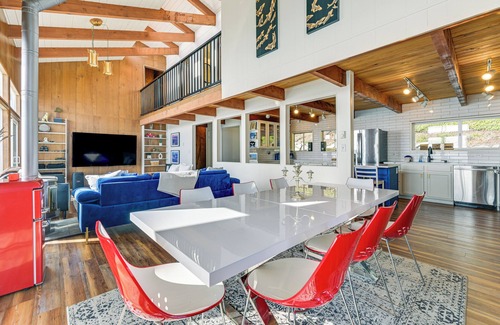 Shelton House | Decks & Views: Waterfront Shelton Home