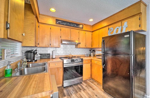 Deep Gap Cottage | Deep Gap Cottage w/Fire Pits - Hike & Ski!